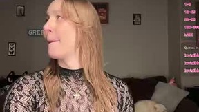 Recent Screenshot of  greenxxxqueen