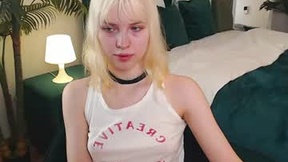 Recent Screenshot of  hannahholliss