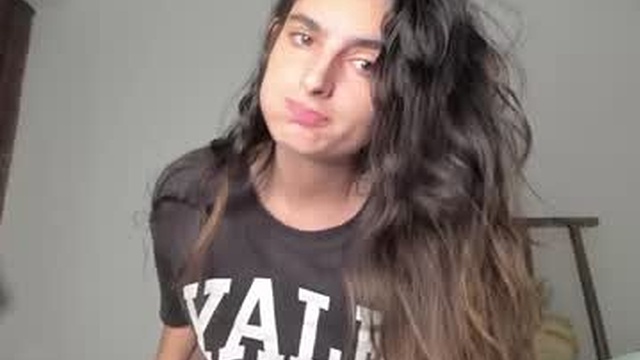 hollyshit_