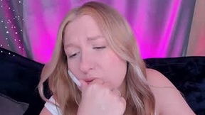 Recent Screenshot of  hollyylee