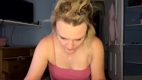 Recent Screenshot of  honeydrippinbunny