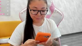 Recent Screenshot of  honeyy_beee