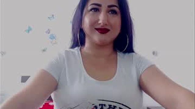 hotboobsmaya