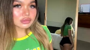 Recent Screenshot of  issy_xo