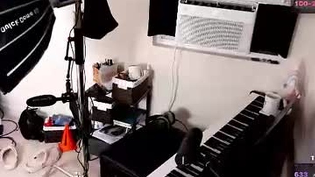 itschloelaurent