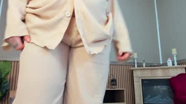 julie_bbw_