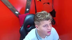 Recent Screenshot of  justiin_and_brianna_bdsm