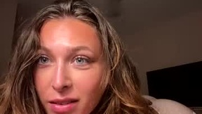 Recent Screenshot of  karinabambina00