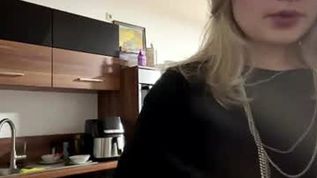 khloebenett