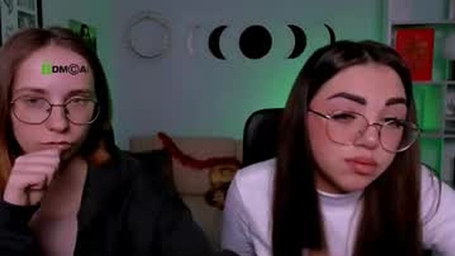 kiki_swan