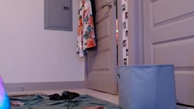 kinky_naomi_k