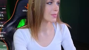 Recent Screenshot of  kira_noir_