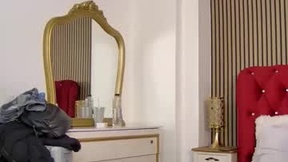 Recent Screenshot of  larabloom