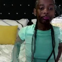 larrine's Profile Picture