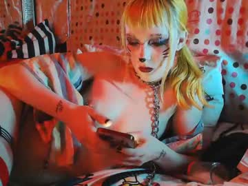 leeloo827944