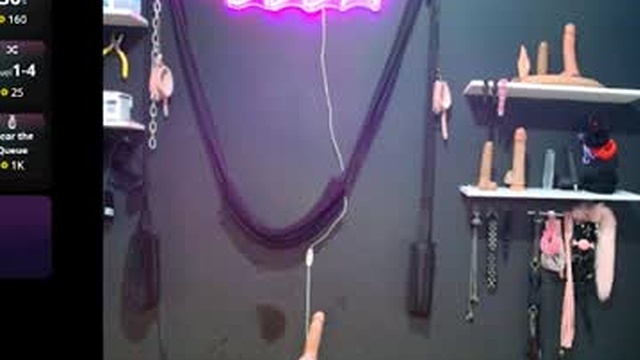 leona_bdsm