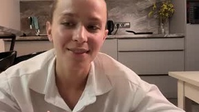 Recent Screenshot of  leona_grand