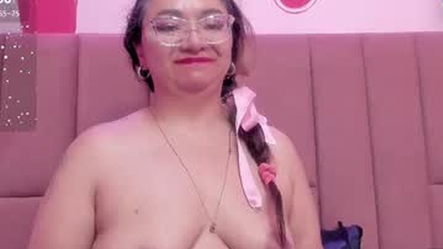 leyla_smithh