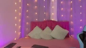 Recent Screenshot of  lia_little18