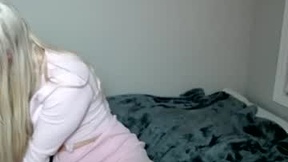 Recent Screenshot of  littlelanaxo