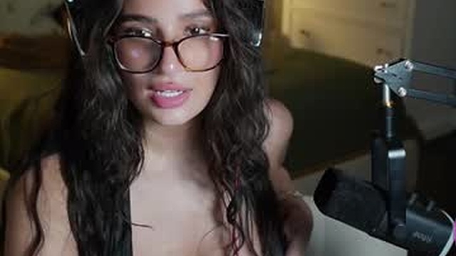 livy_alex