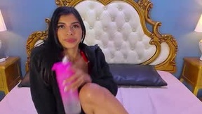 لقطة شاشة حديثة لـ lolapierce