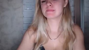 Recent Screenshot of  love_dom_meg