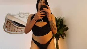 Recent Screenshot of  luciana_glow