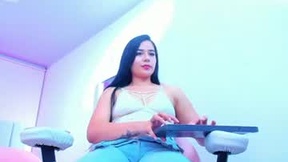 Recent Screenshot of  lucypeach_
