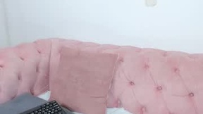 Recent Screenshot of  melaniie_hill