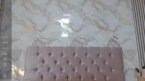 Recent Screenshot of  mia_hiills