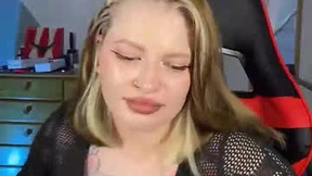 Recent Screenshot of  mia_kamp