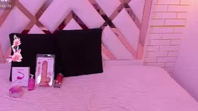 Recent Screenshot of  mia_petite18