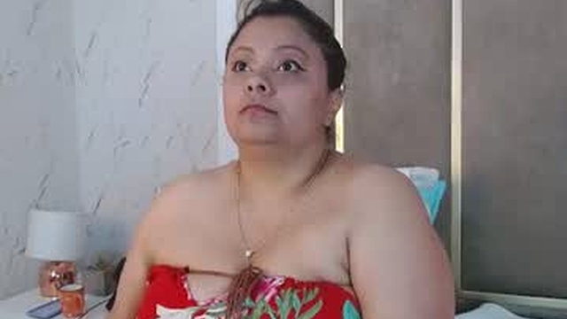mia_roseel