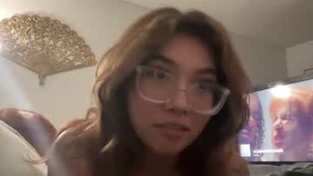mikahrawlive
