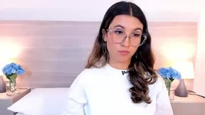 Recent Screenshot of  mila_thomass