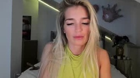 Recent Screenshot of  milfblondy