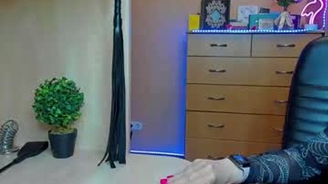 mistress_kristi