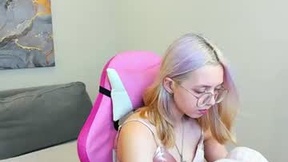 Recent Screenshot of  mollyy_snow