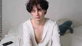 Recent Screenshot of  moon_gloww