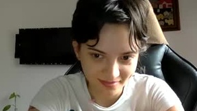 हाल ही का स्ट्रीनिॉट munchi_