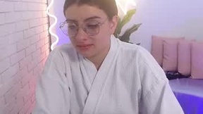 Recent Screenshot of  naomy_tay1