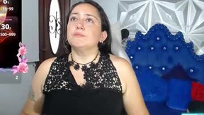 Recent Screenshot of  naughty_milf_esmeralda