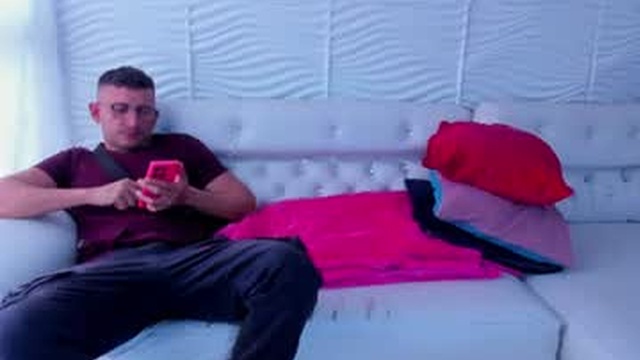naughtycoupleh1