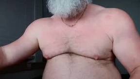 Recent Screenshot of  nhmuscledaddy