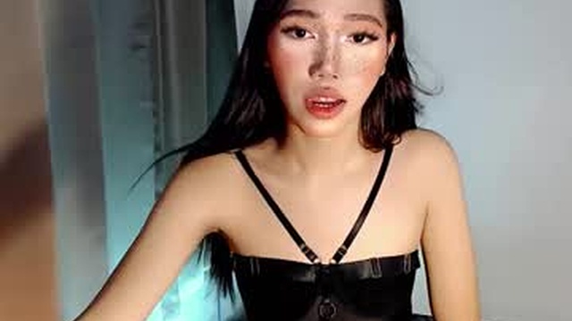 nicole_amore