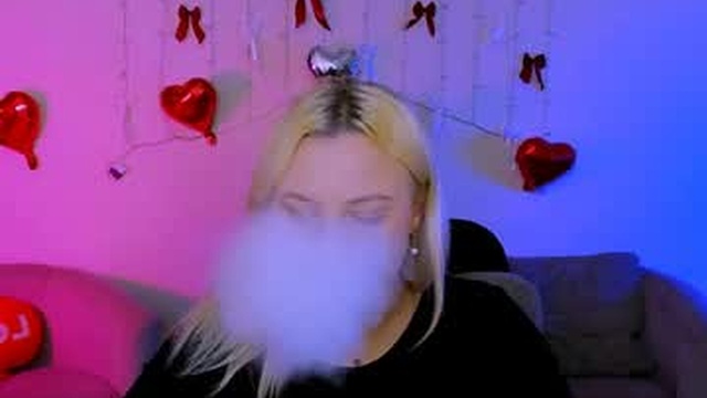 nikki_kiss_