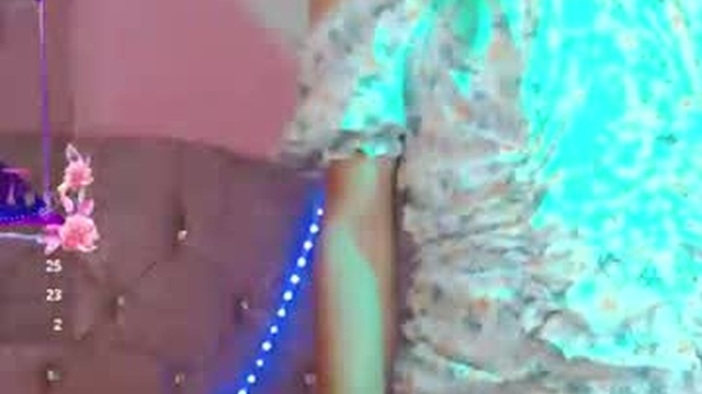 pamela_anderssom
