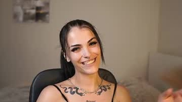 pauline_2005