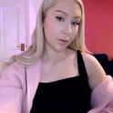 petiteannax's Profile Picture